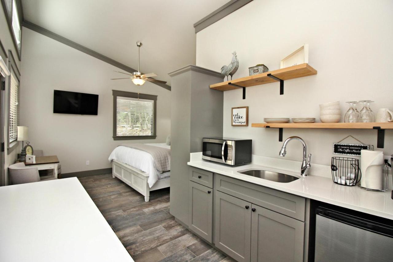 Green Acres Cottages - Dripping Springs Suite Wimberley Exteriér fotografie
